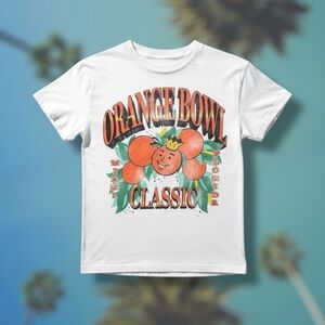 ✨Abercrombie & Fitch✨
“College Vault Collection” Orange Bowl Tee